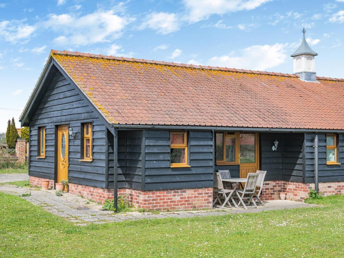 Orchard Cottage Saint Osyth Экстерьер фото